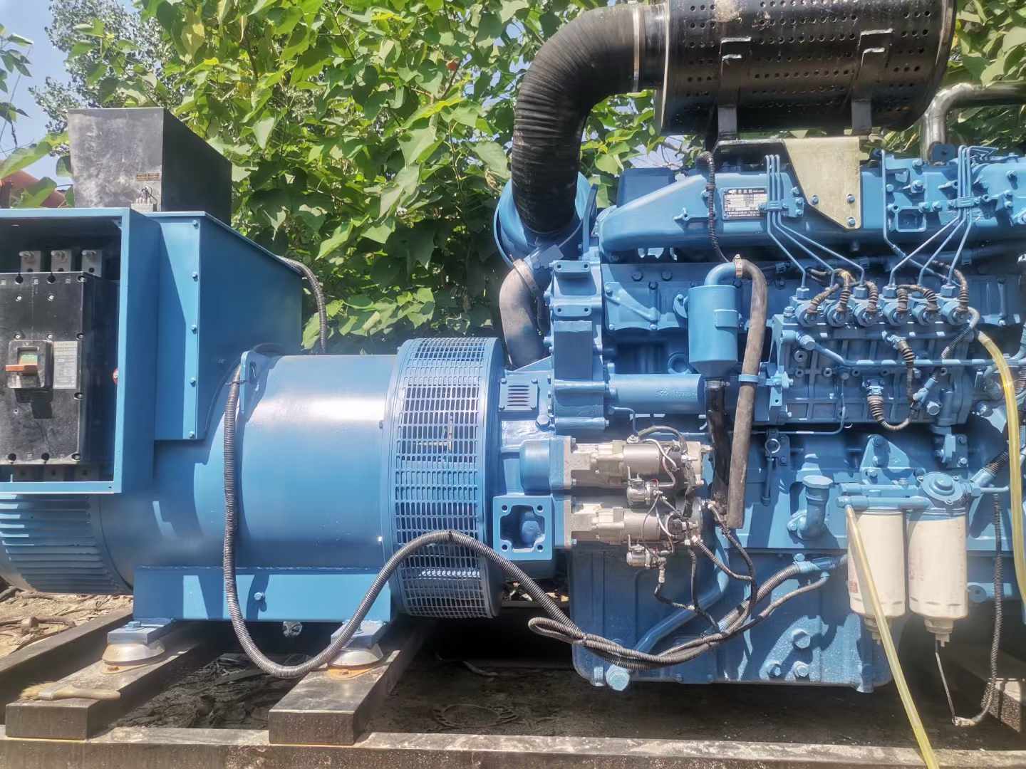 墨竹工卡详细说明降低 800kW 柴油发电机输出电流波动的方法