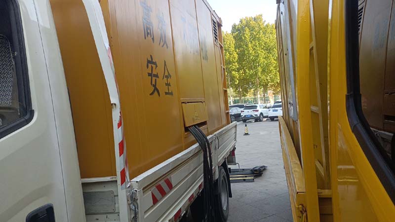 墨竹工卡如何判断柴油发电机组和UPS电源的切换时间是否符合要求？